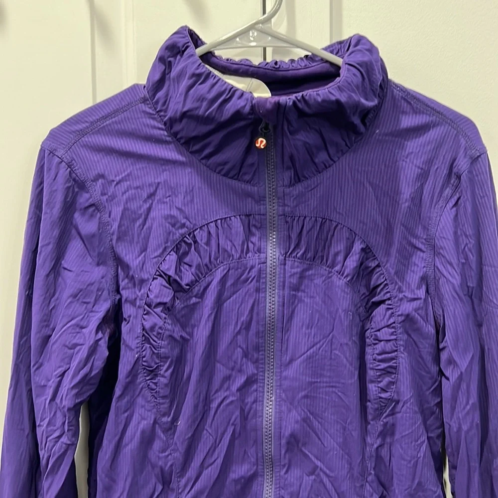 LULULEMON Women's Off To Class Ruched Jacket Size 8 In Purple - Picture 3 of 7